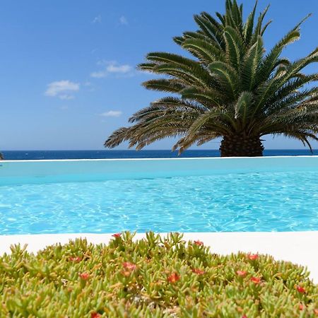 Sol Eterno - Luxury Aparmtent With Direct Oceanview And Extra Services كوستا تاغيسي المظهر الخارجي الصورة