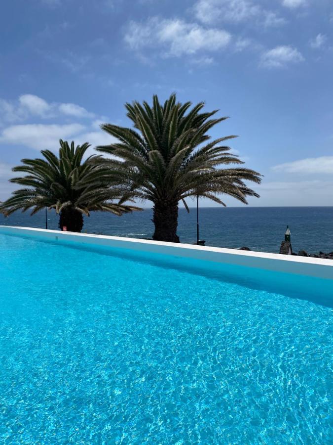 Sol Eterno - Luxury Aparmtent With Direct Oceanview And Extra Services كوستا تاغيسي المظهر الخارجي الصورة