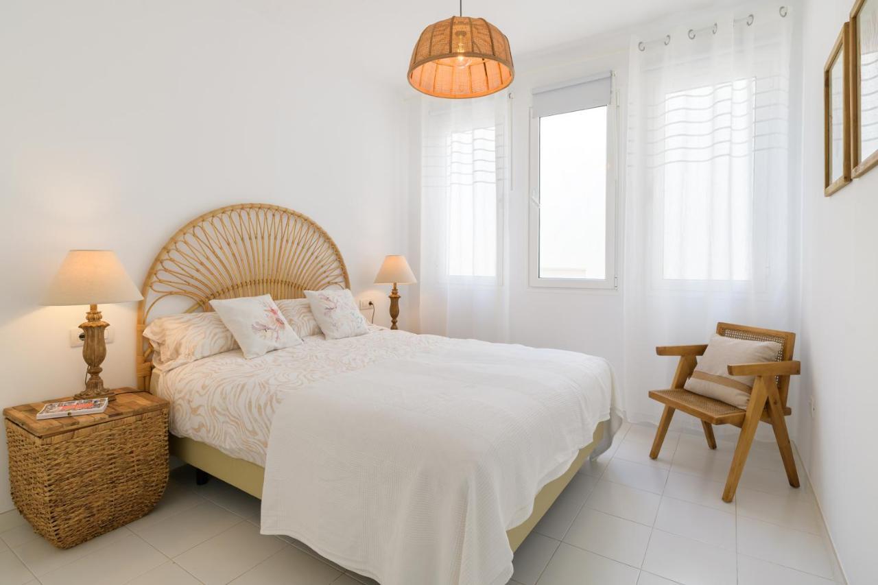 Sol Eterno - Luxury Aparmtent With Direct Oceanview And Extra Services كوستا تاغيسي المظهر الخارجي الصورة