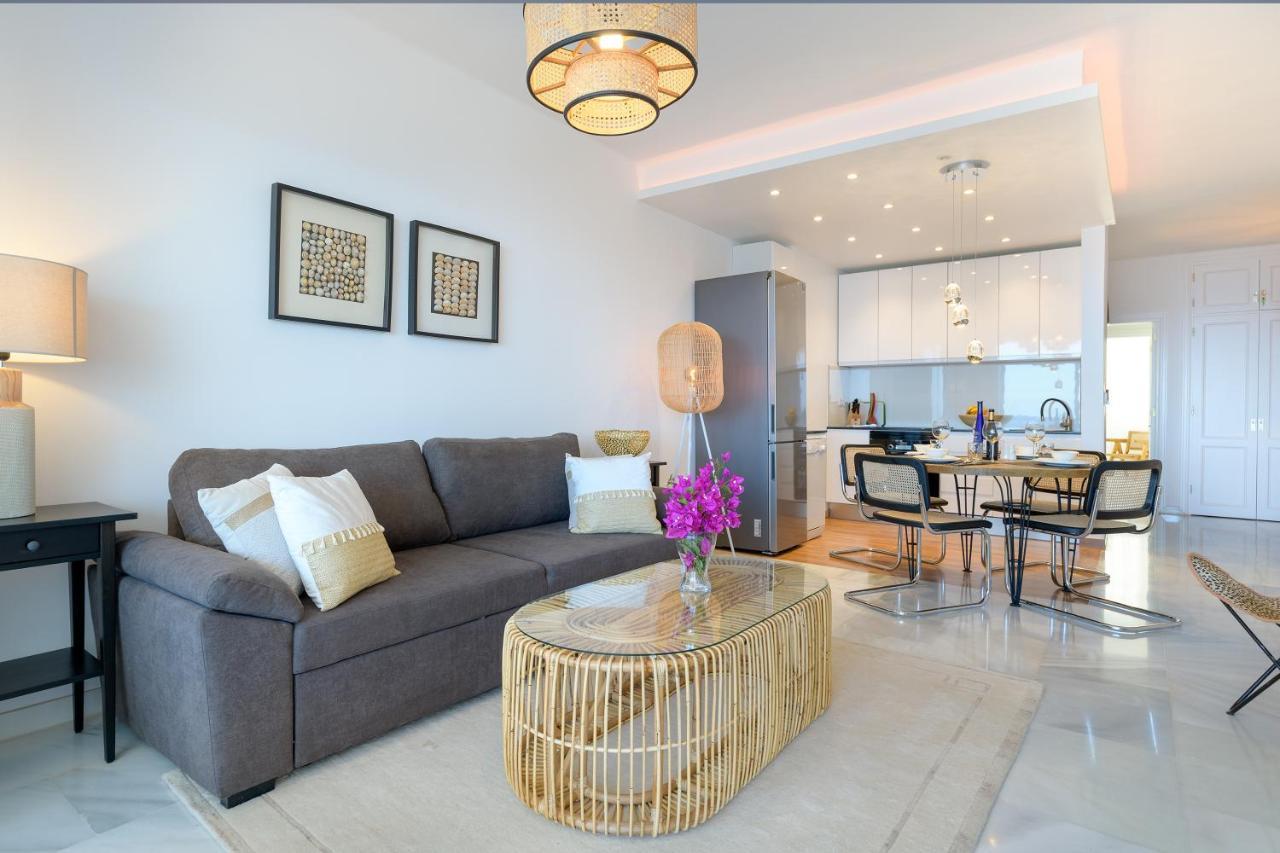 Sol Eterno - Luxury Aparmtent With Direct Oceanview And Extra Services كوستا تاغيسي المظهر الخارجي الصورة